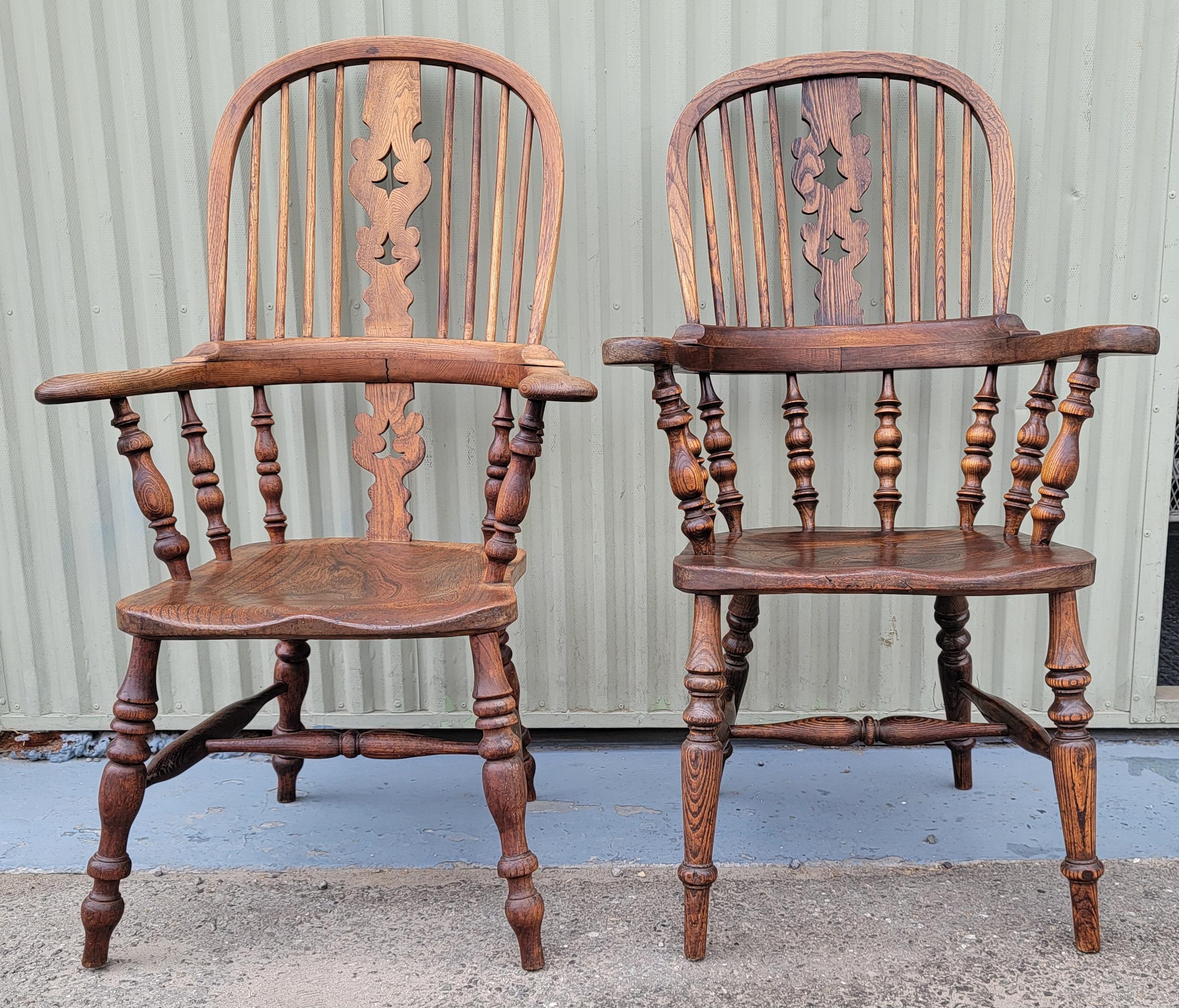 19thc  English Windsor Arm Chairs -Pair For Sale 5