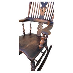 19Thc English Windsor Rocking Chair