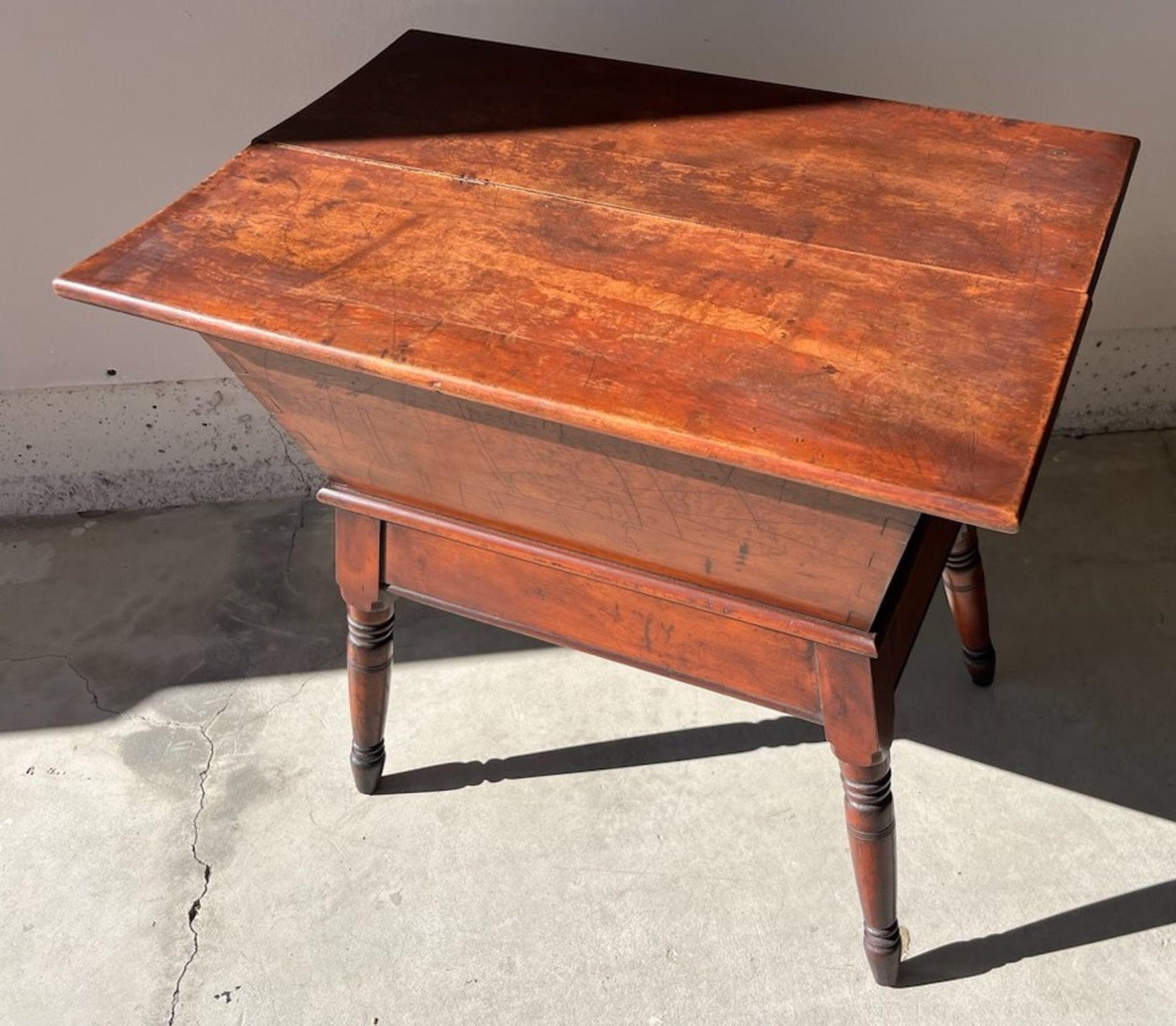 Hand-Crafted 19Thc Fine Walnut Dough Tray -Side Table