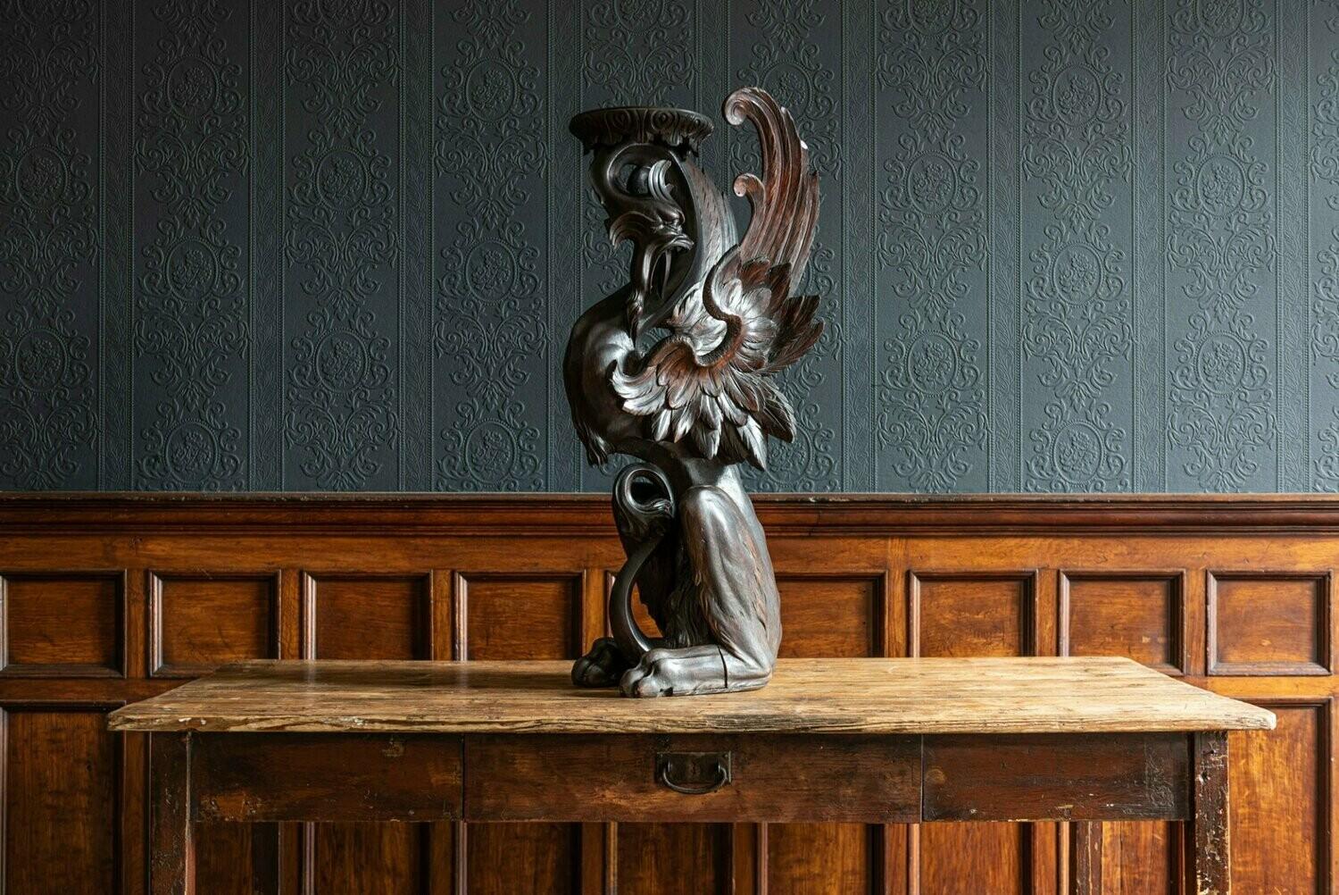 19th century finely carved oak pixiu form jardinière stand
A continental 19th century 19th century finely carved oak pixiu form jardinière stand, with its shaped top a possible later edition

A Chinese mythological creature, the Pixiu is a very