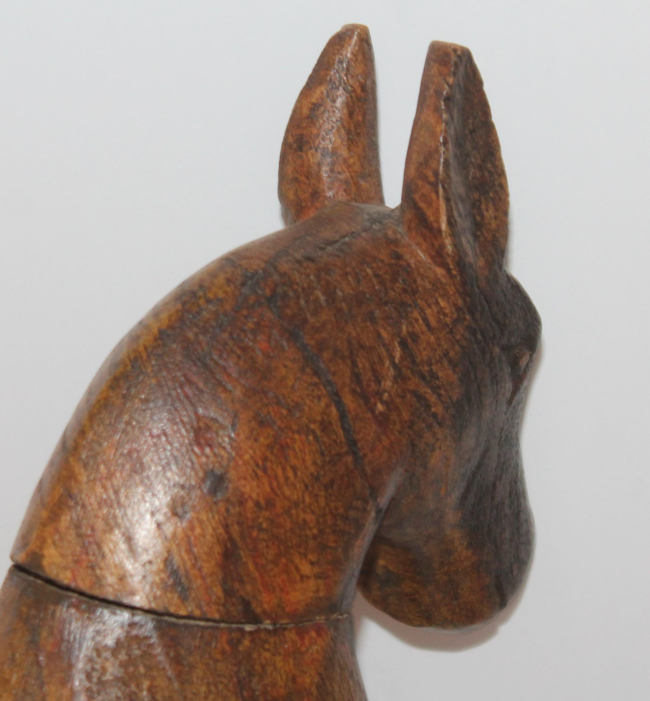 Américain âne Folky du 19ème siècle sculpté à la main en vente