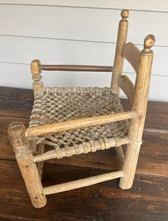 19. Jahrhundert Folky Navajo /Pueblo Kinderstuhl