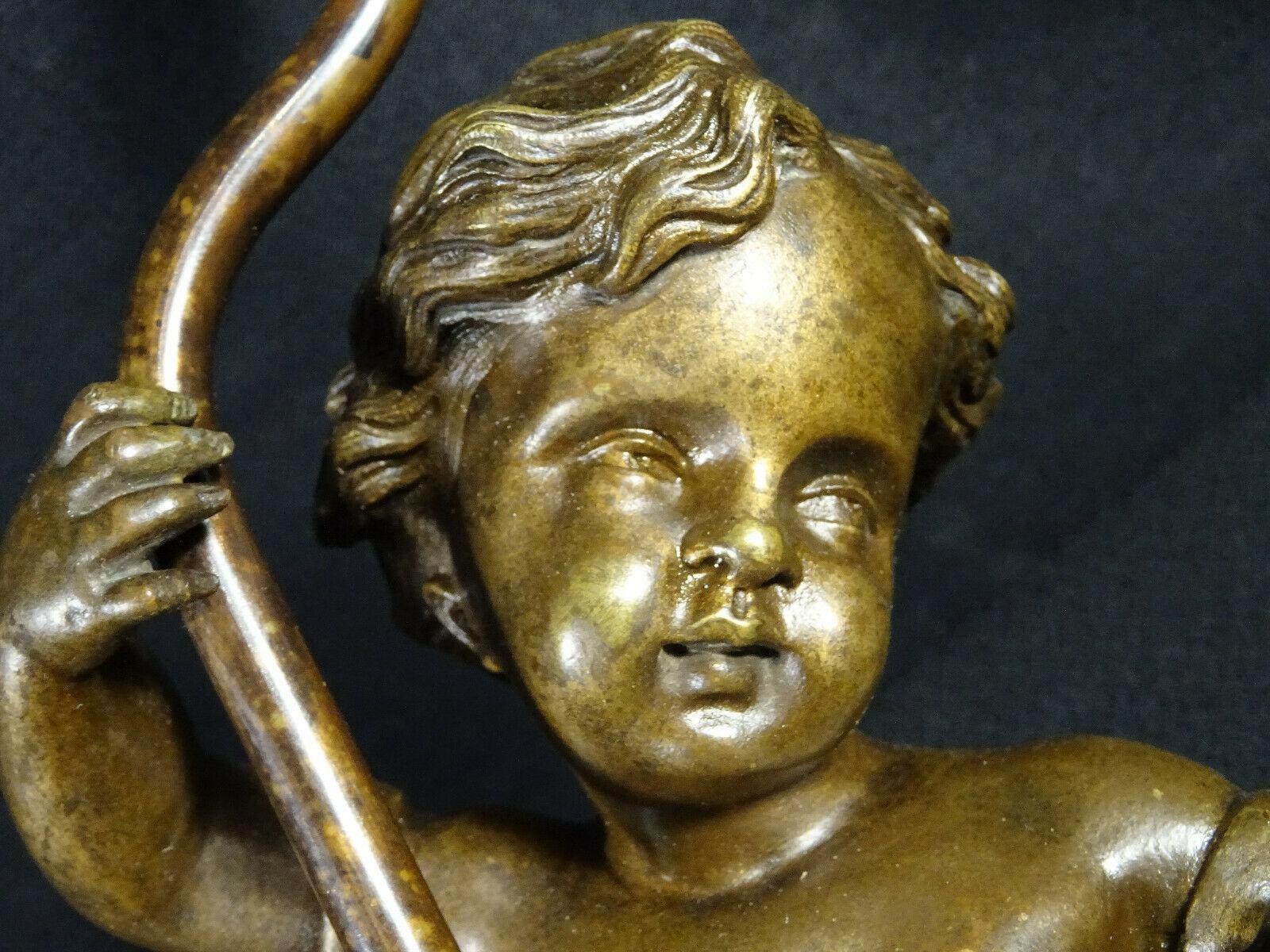 19thc French Antique Louis XV style Bronze Cherub Figural Table Lamp on Marble For Sale 2