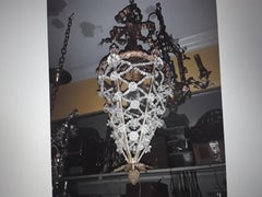 Antique French del 19° secolo in stile Luigi XVI con cornice di cristallo e perline in bronzo