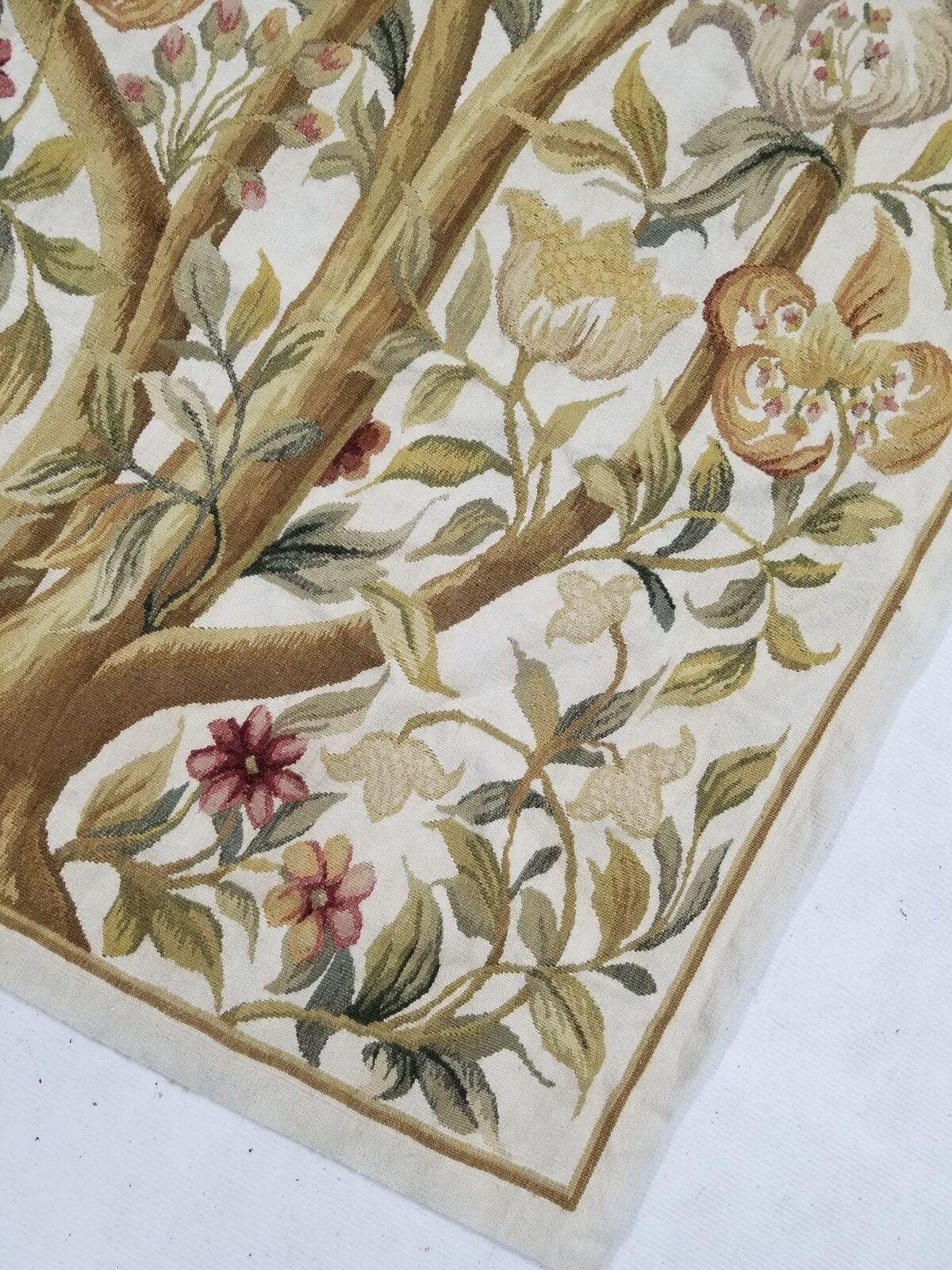 19. Jahrhundert Antiker französischer, geblümter Aubusson-Wandbehang/Wandteppich im Louis-XVI.-Stil im Angebot 6
