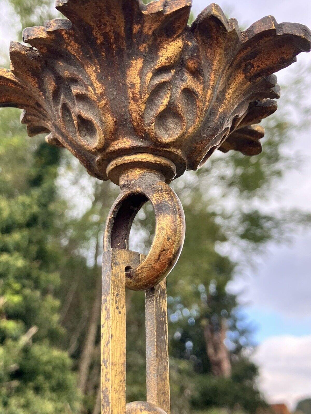 Lanterne française ancienne de style Louis XVI du 19e siècle en bronze doré avec abat-jour en cristal taillé en vente 4
