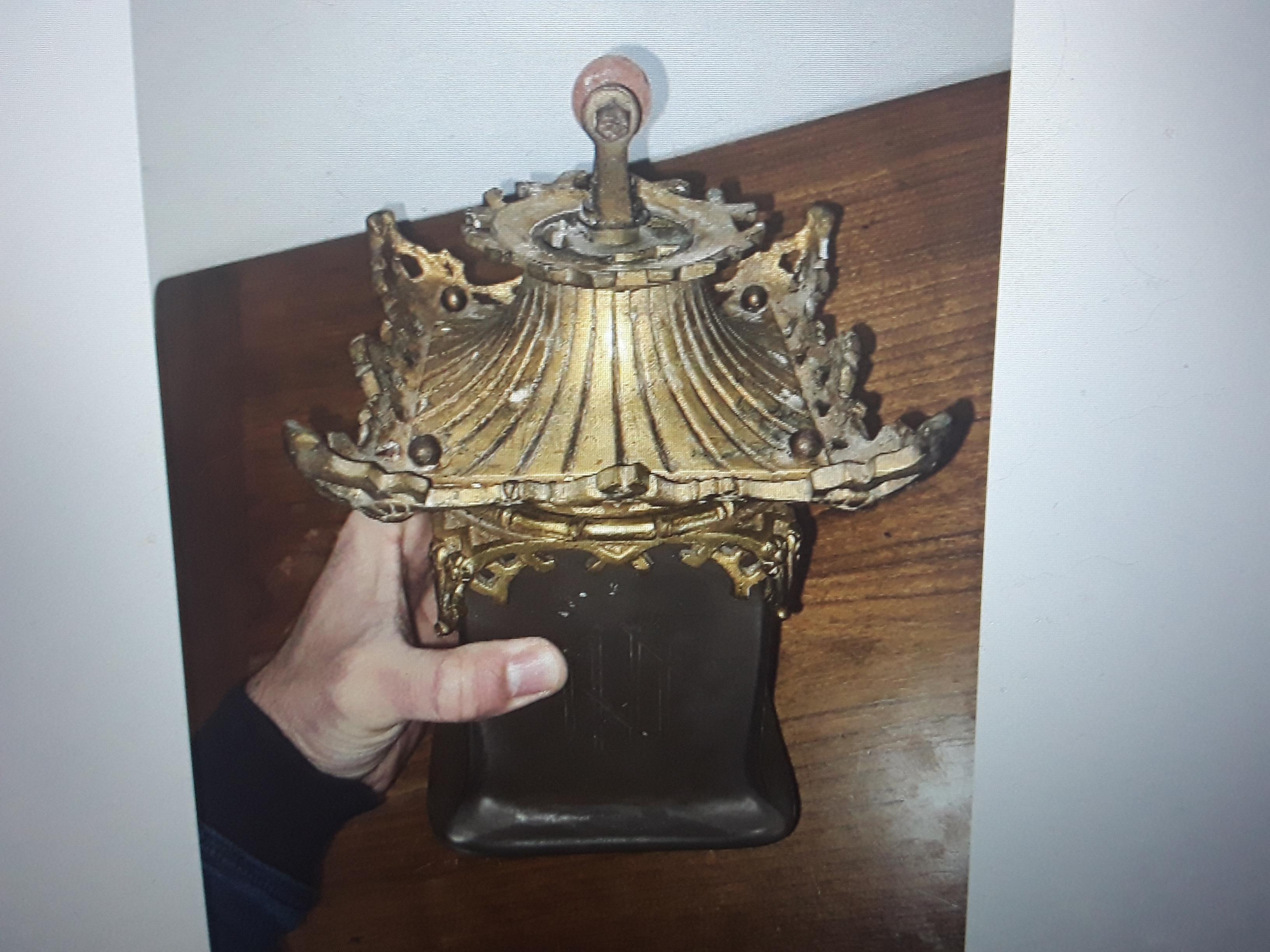 19thc French Antique Napoleon III Gilt Bronze Chinoiserie Heavy Pagoda Lantern For Sale 6