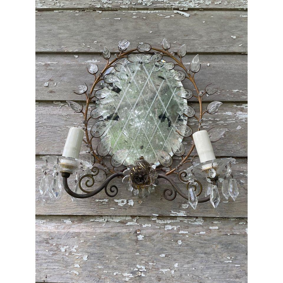Specchio da parete Art Nouveau francese del XIX secolo in bronzo, con viti e petali di cristallo, Maison Bagues In condizioni buone in vendita a Opa Locka, FL