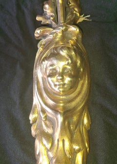 19. Jahrhundert Französisch Jugendstil vergoldete Bronze "Beautiful Baby Boy" Sconce Kunstglas Schatten
