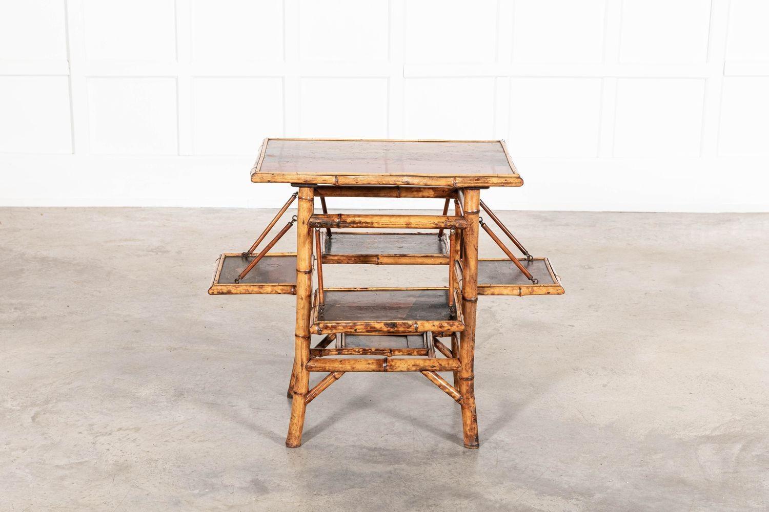 circa 1870
Tavolino francese in bambù e lacca del XIX secolo
sku 1924
W63 x D41 x H70 cm
Peso 8 kg