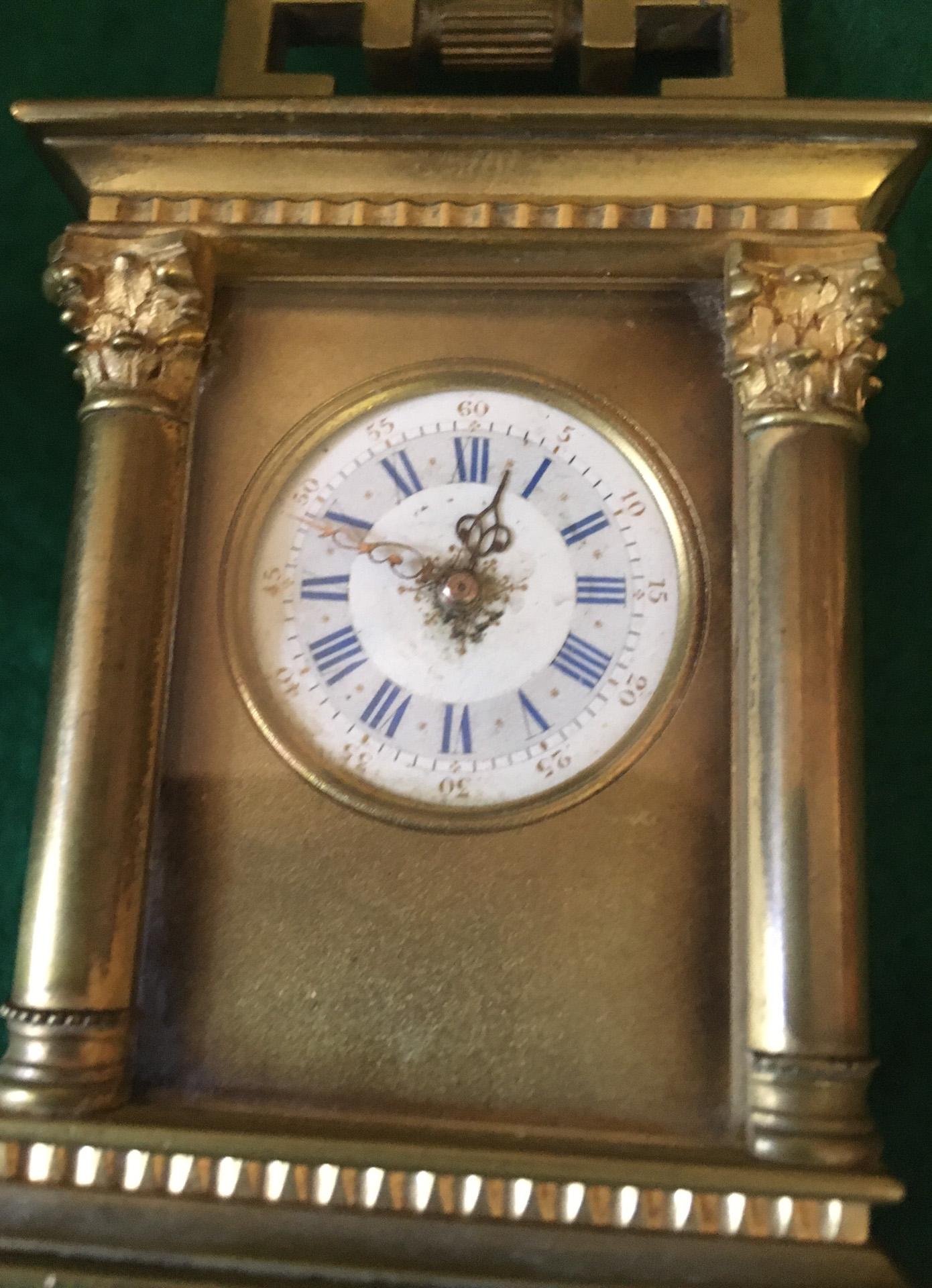 Gilt 19thc French Carriage Clock Mignonnette No. 2 Anglaise Riche w/ Pillared Case For Sale