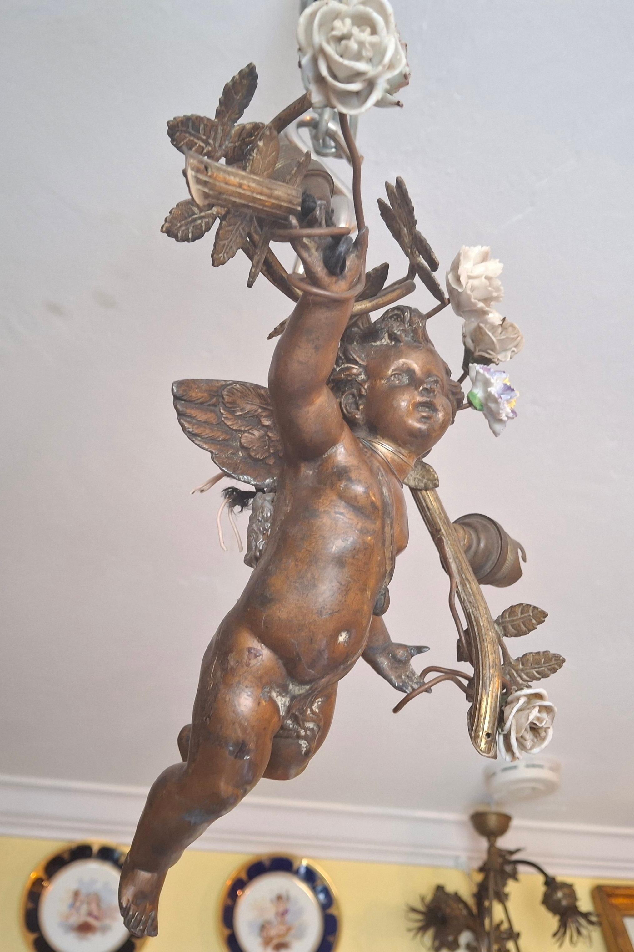 Francese 19thc French Cast Spelter/ Bronze Flying Cherub with Flower Garland Chandelier in vendita