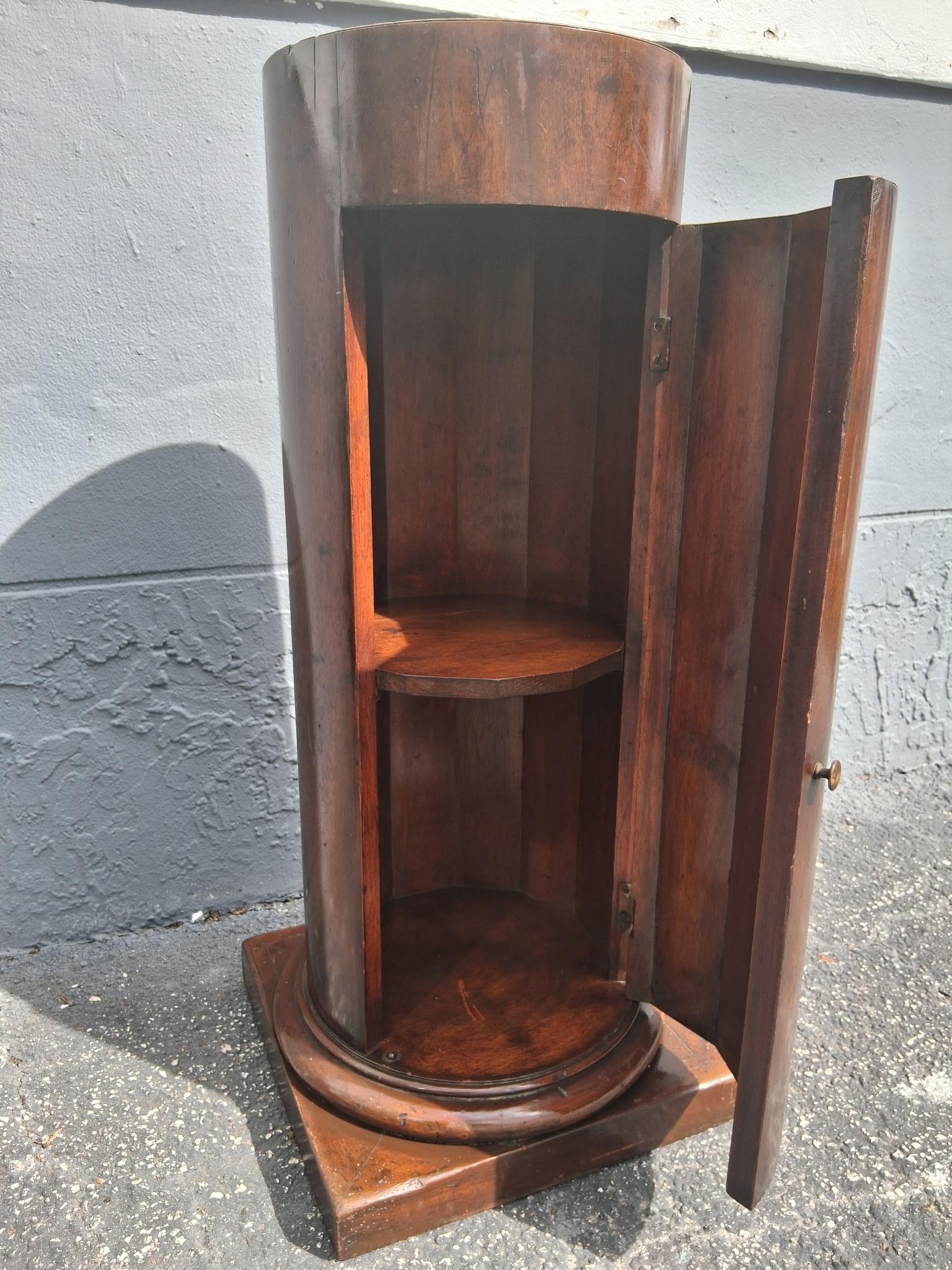 19thc French Classical style Column form Wood Pedestal Display Cabinet In Good Condition For Sale In Opa Locka, FL