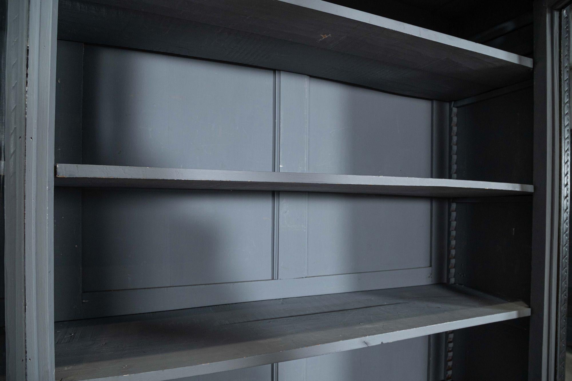 Libreria Vitrine francese ebanizzata smaltata del XIX secolo in vendita 9