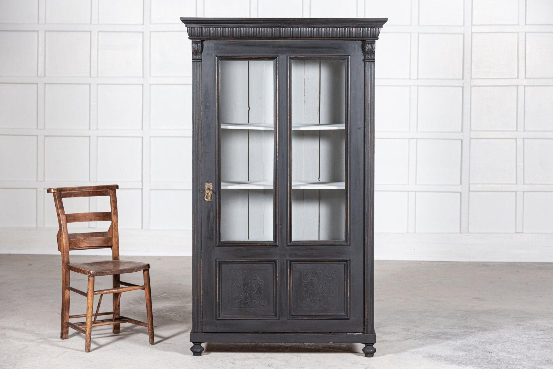 19thC French Ebonised Glazed Display Cabinet In Good Condition For Sale In Staffordshire, GB