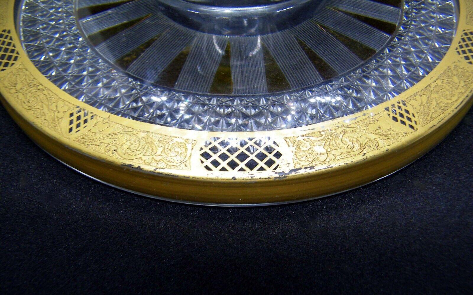 Französischer Empire-Kerzenhalter/Kerzenhalter aus Kristall mit Goldbordüren aus dem 19. Jahrhundert von Baccarat im Angebot 1