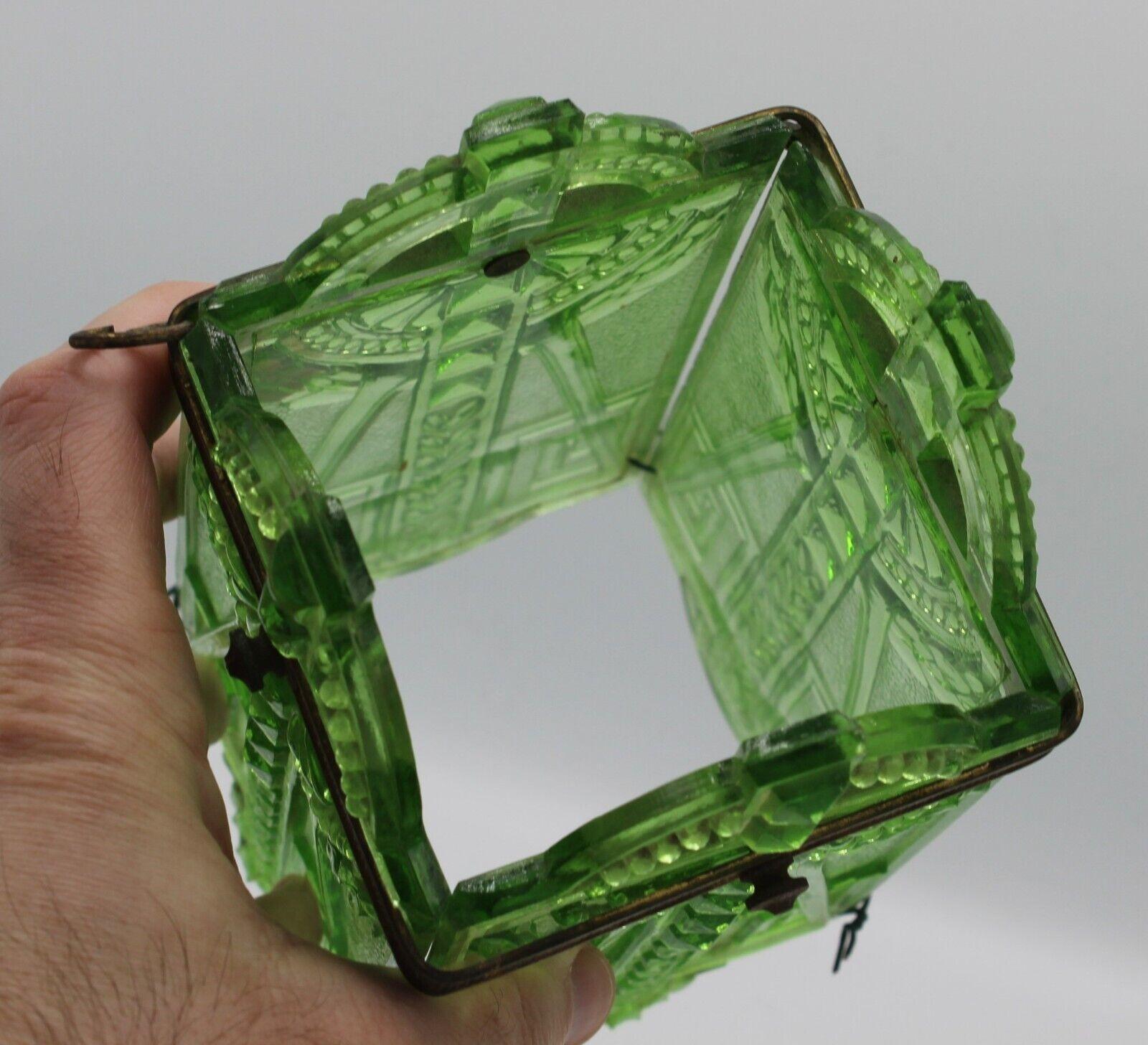 19. Jahrhundert Französisch Reich grün Kunstglas Laterne kompliziert gemustert im Angebot 1