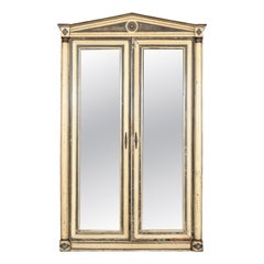 Armoire en chêne peint Empire du 19ème siècle