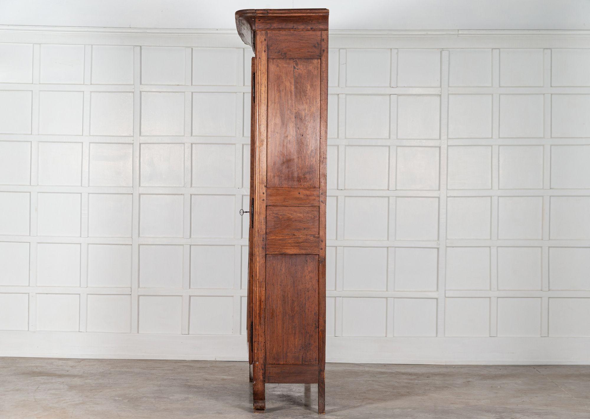 19th Century French Glazed Fruitwood Armoire / Vitrine For Sale 4