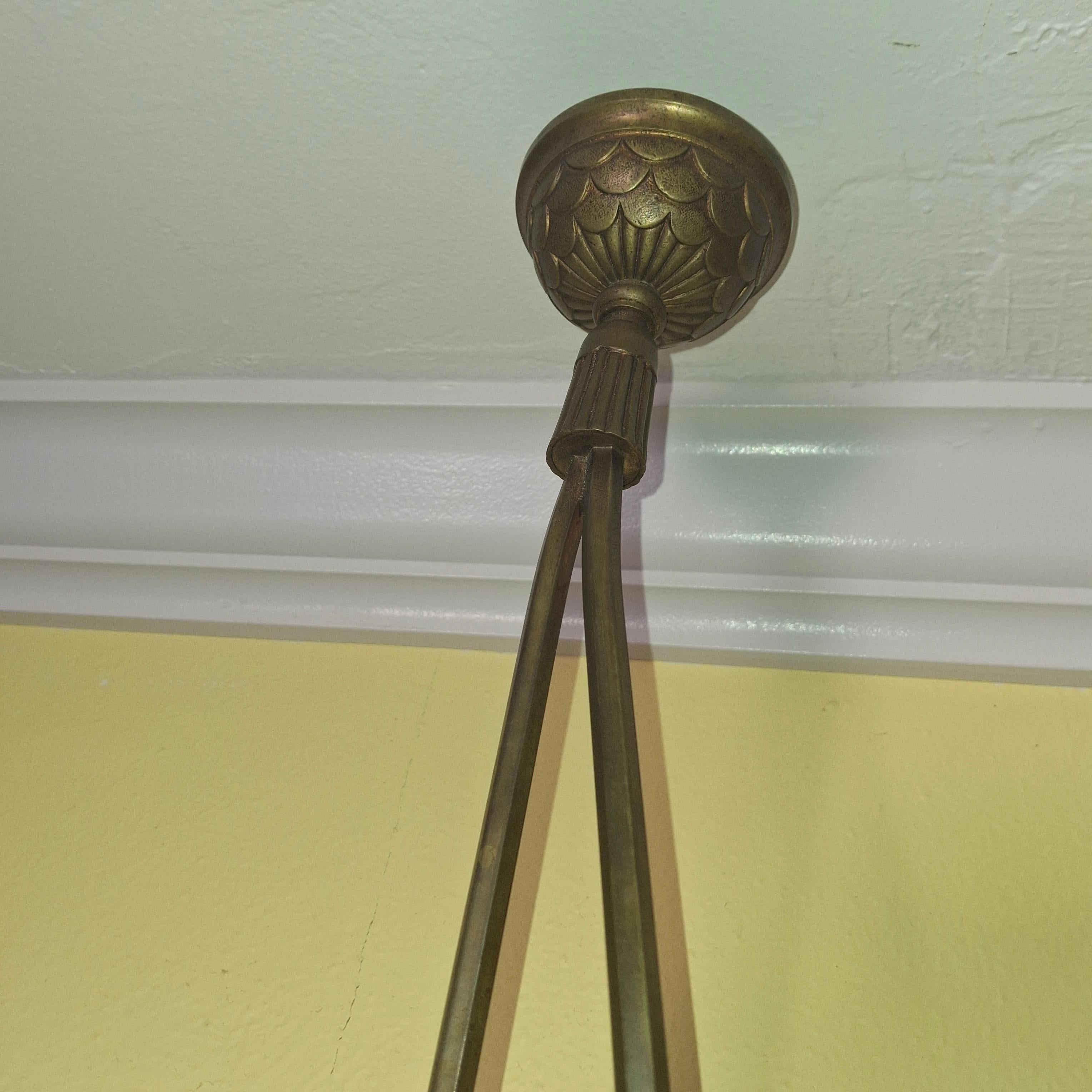 Lustre Louis XV en bronze patiné et doré avec un grand chérubin sur une balançoire, 19ème siècle en vente 12