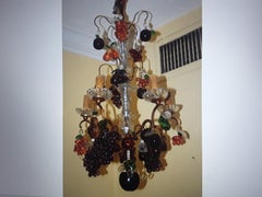 Lustre de style rococo français Louis XV du 19ème siècle avec cadre en bronze - Laden de fruits en cristal