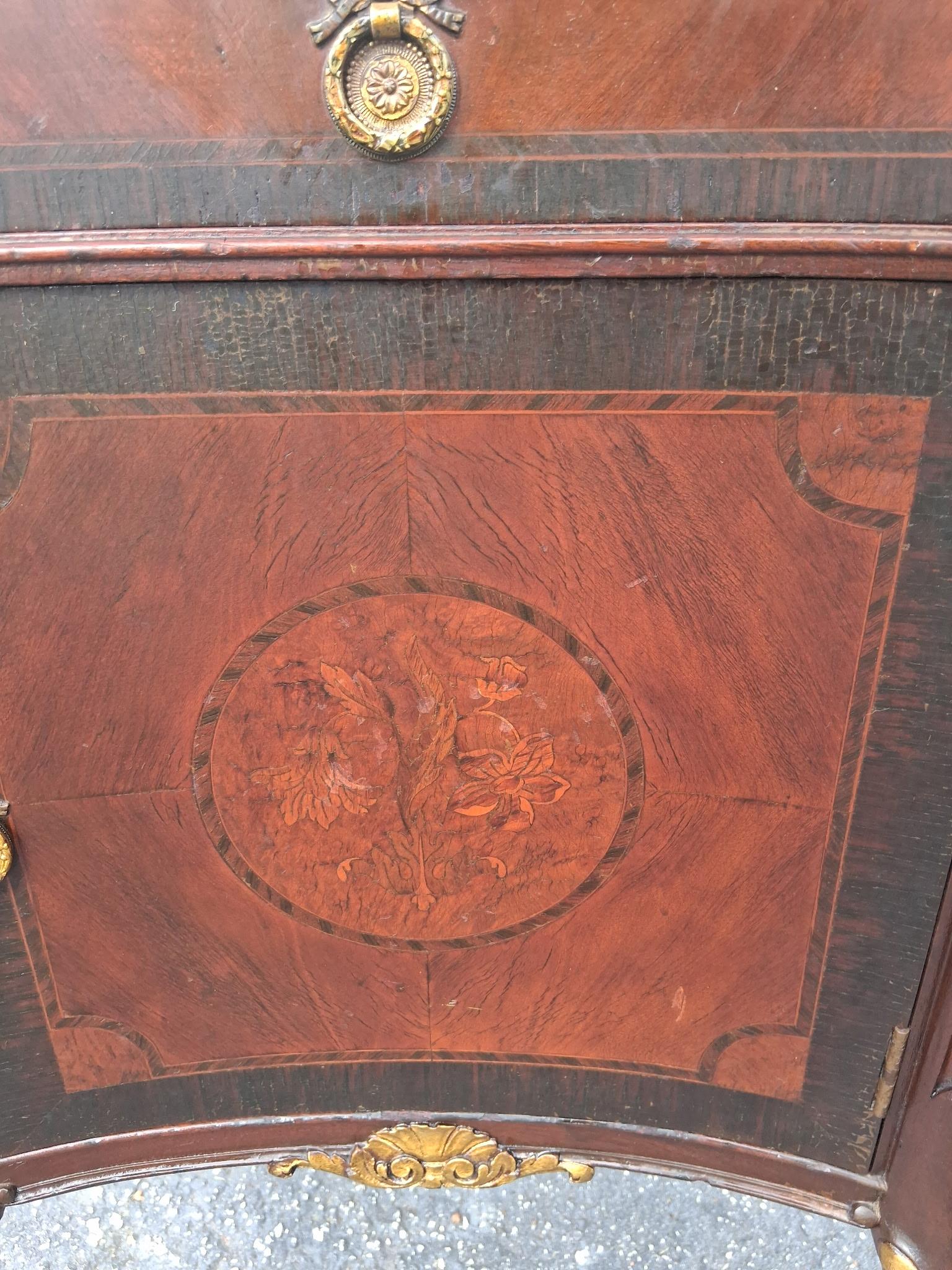 19thc French Louis XV Transition style Exotic Burlwood Nightstand/ End Table in vendita 5