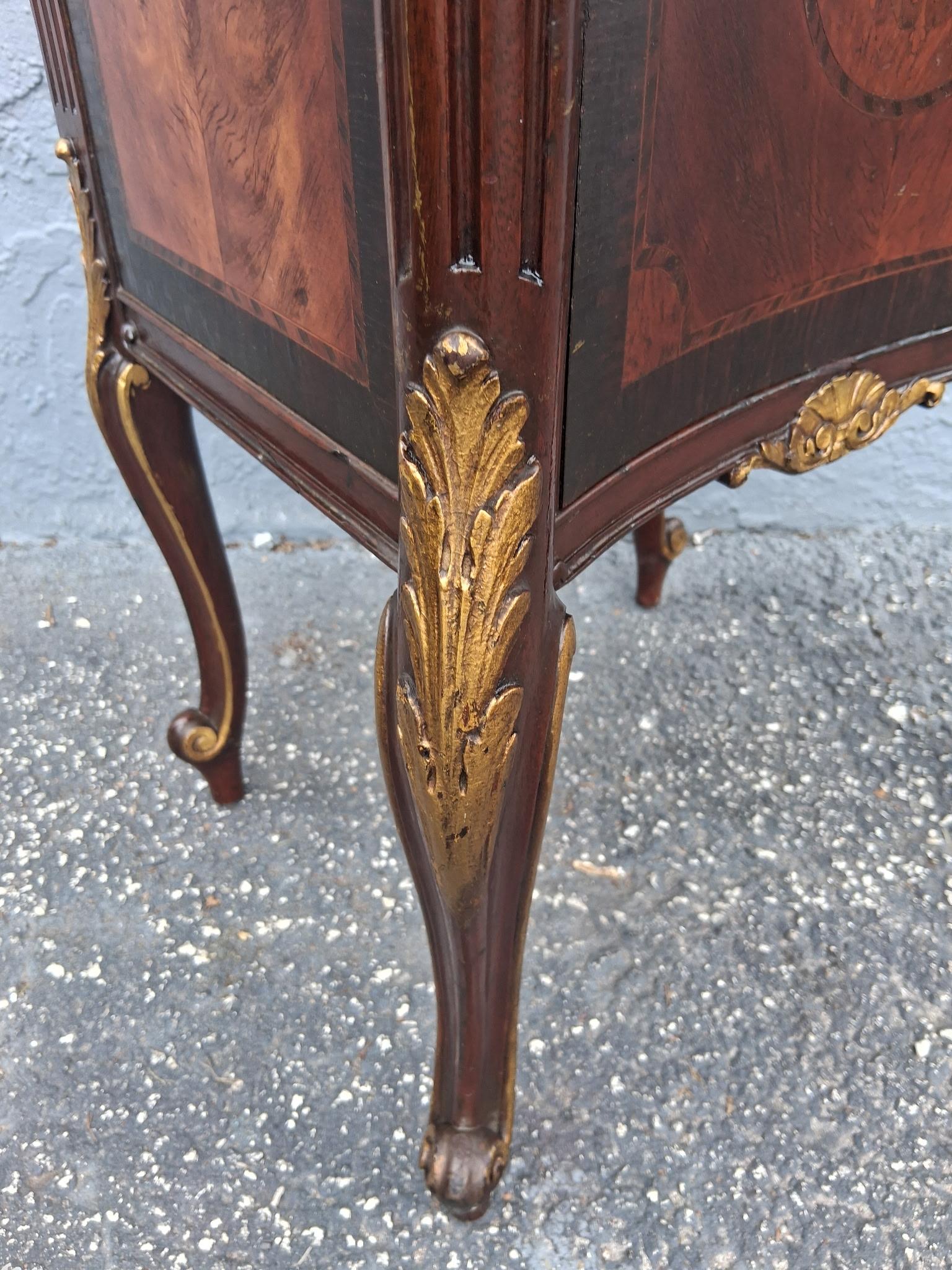 19thc French Louis XV Transition style Exotic Burlwood Nightstand/ End Table in vendita 2