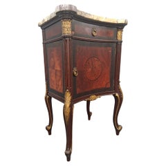 Plus de meubles et pièces de collection