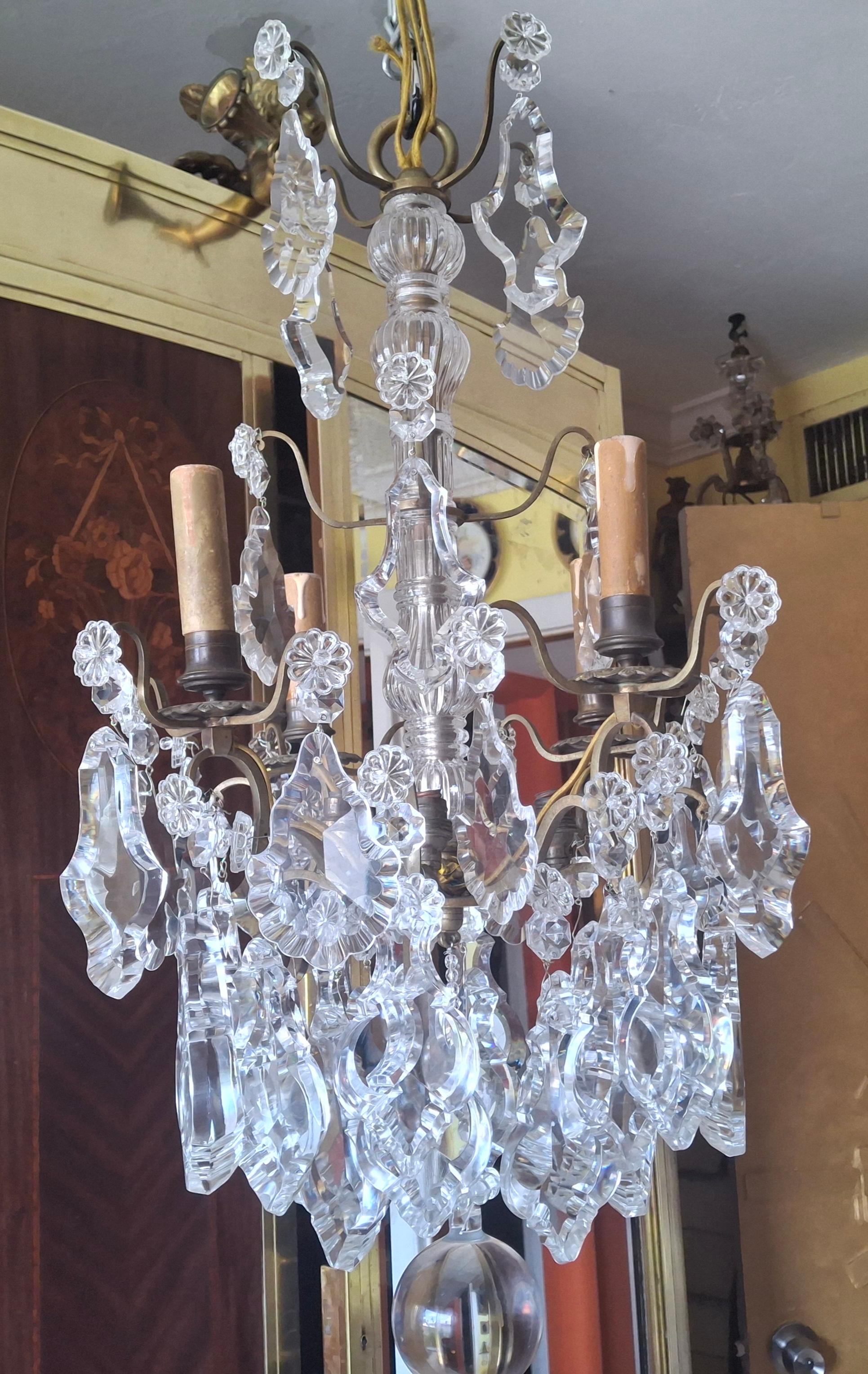 Majestic Lustre Louis XV en bronze et gros cristal taillé 