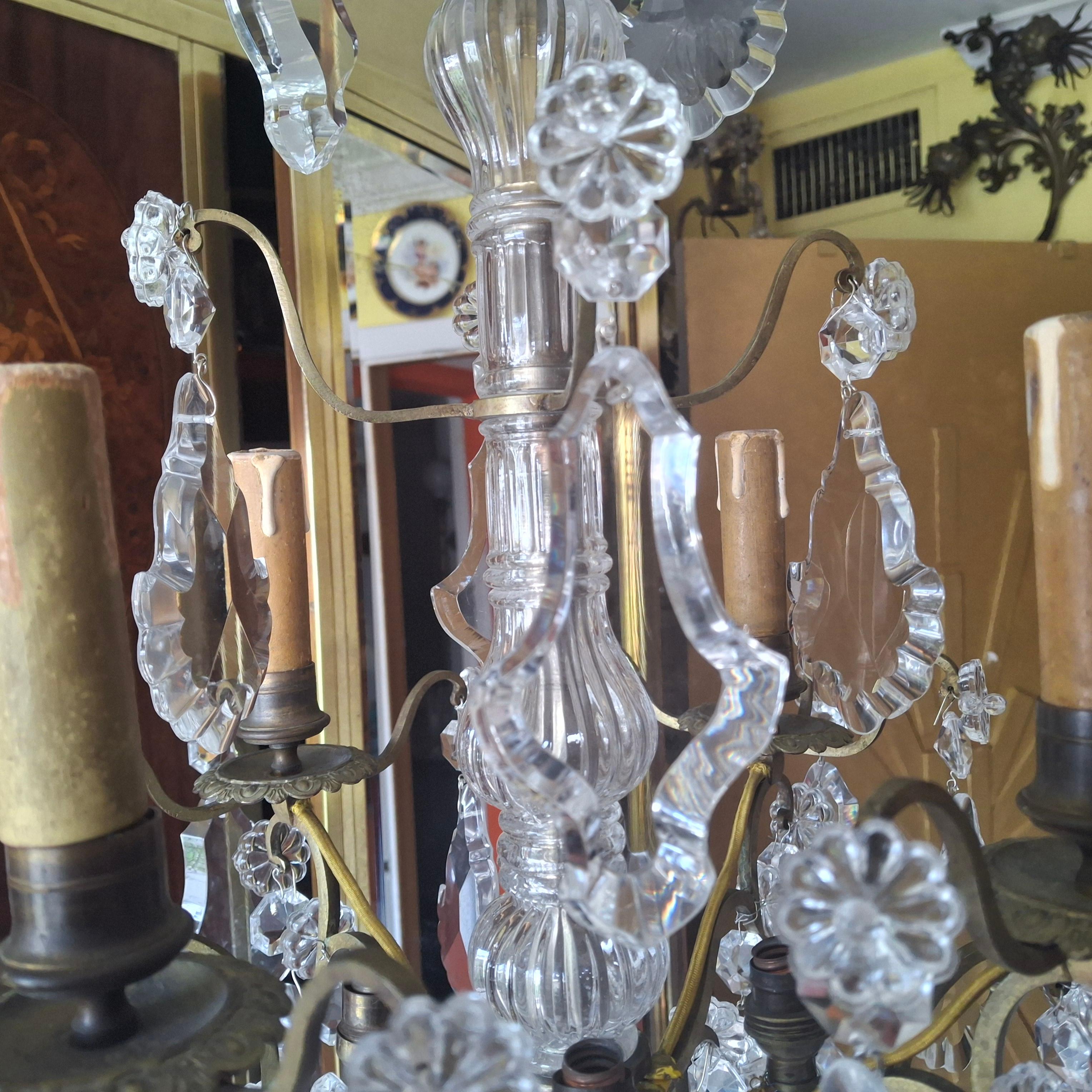 Lustre Louis XV Versailles en bronze et cristal épais, 19e siècle, attr. Baccarat en vente 14