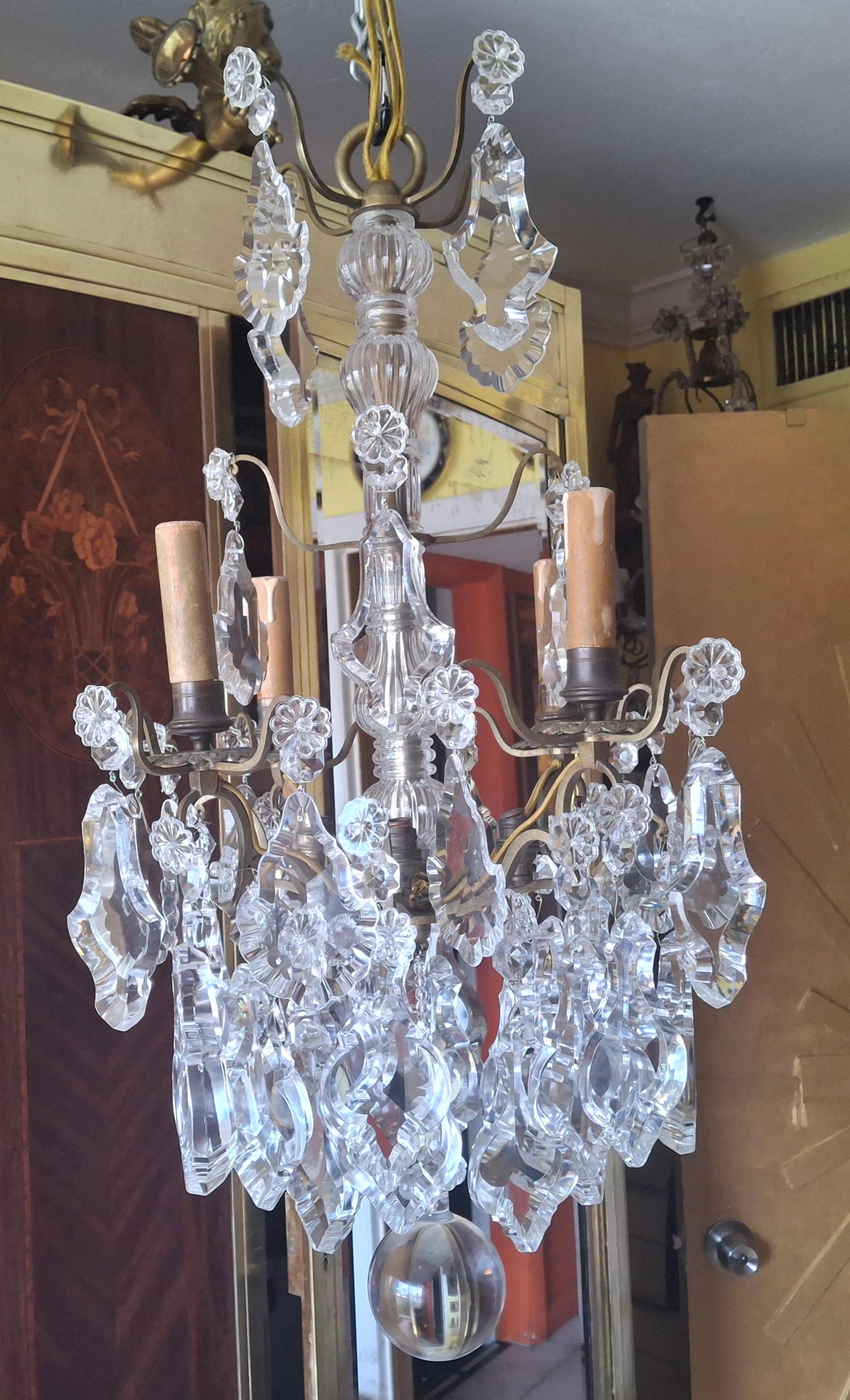 Lustre Louis XV Versailles en bronze et cristal épais, 19e siècle, attr. Baccarat Bon état - En vente à Opa Locka, FL