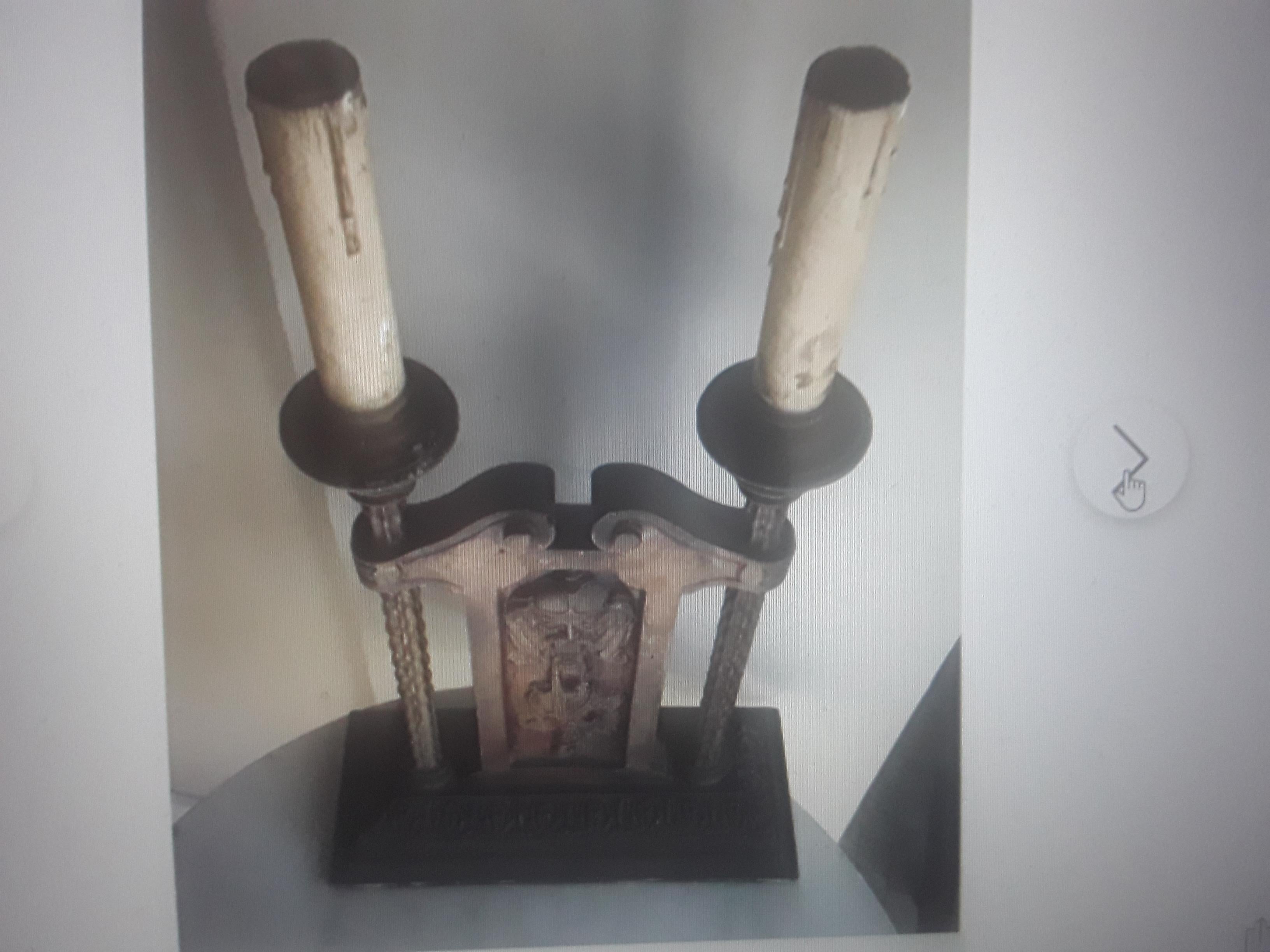 Fin du XIXe siècle Chandelier / lampe de table Louis XVI en bois sculpté du 19e siècle en vente
