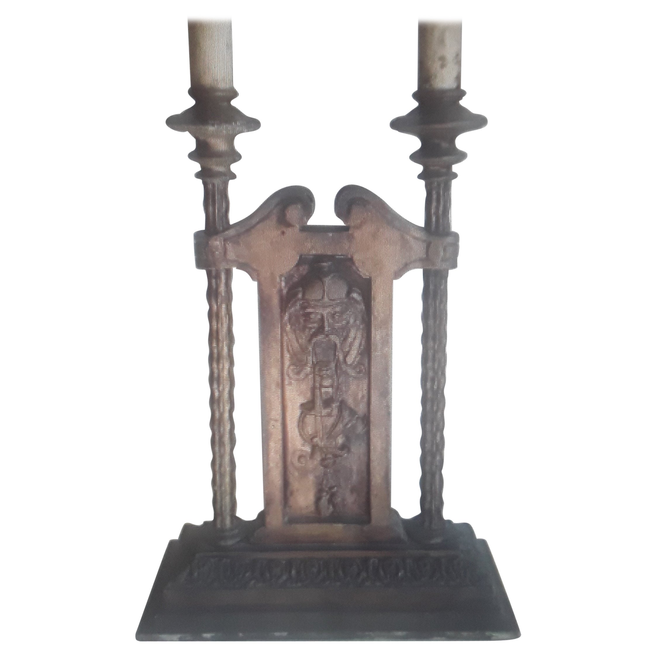 Candelabro figurato in legno scolpito e intagliato / Lampada da tavolo francese Luigi XVI del XIX secolo in vendita
