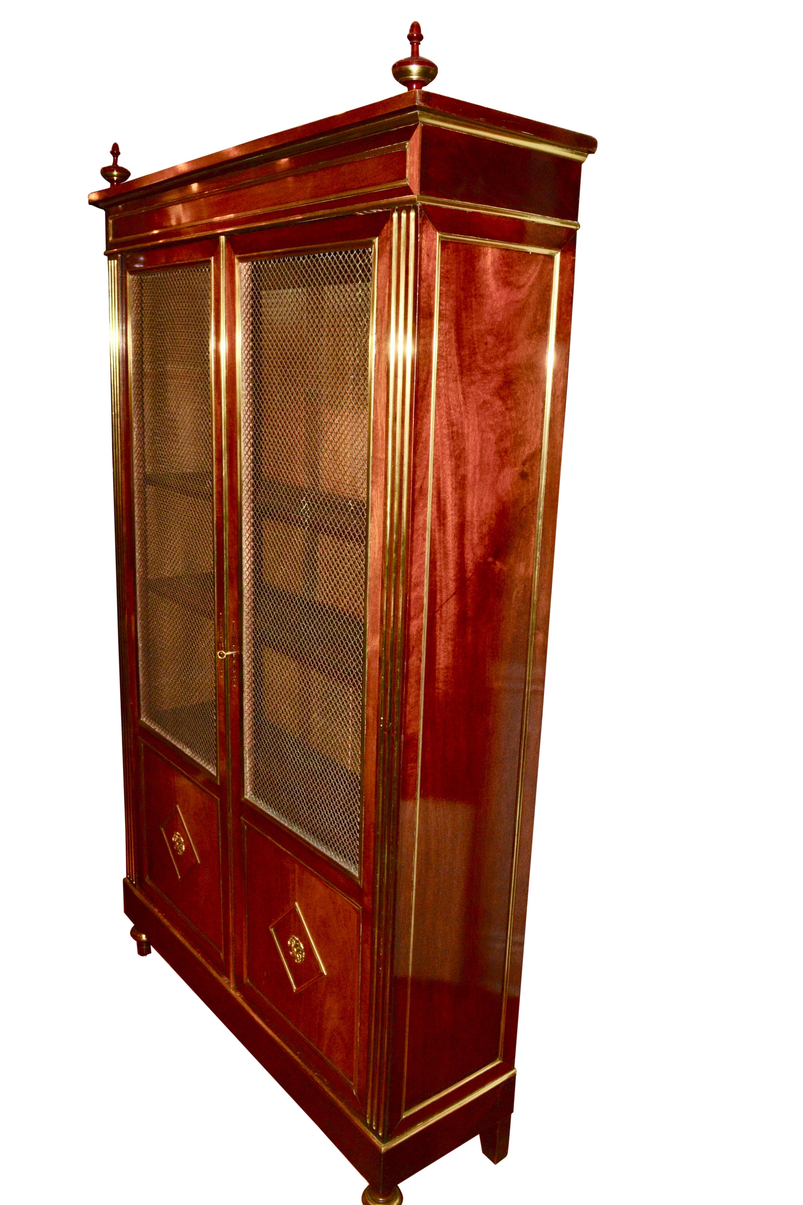 19thC French Louis XVI style  Mahogany Bookcase/Display Case/Vitrine For Sale 1