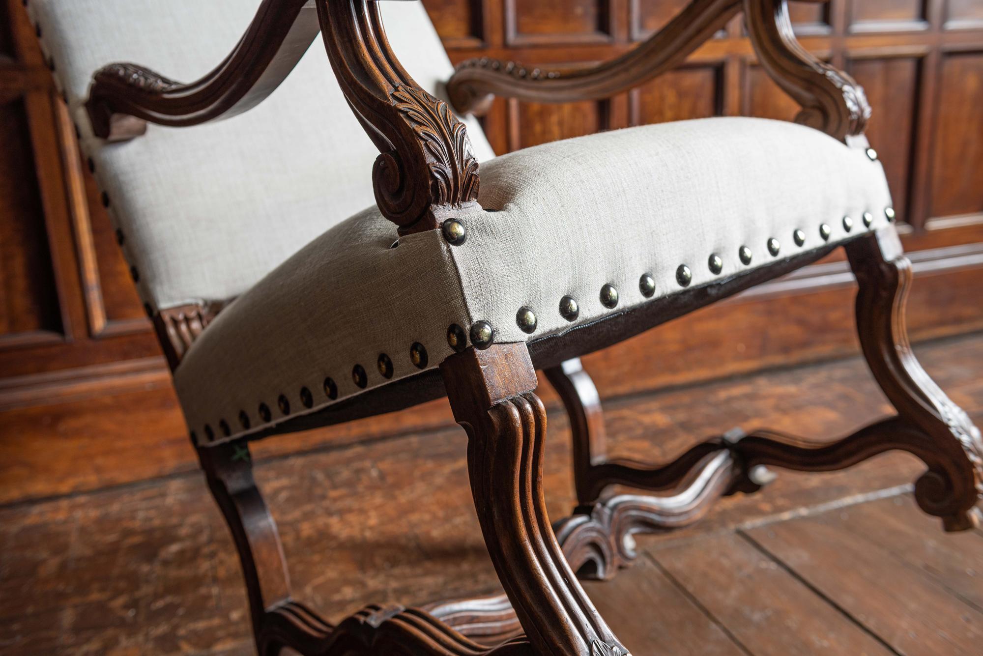 19th Century French Mahogany Louis XIV Style Armchair Reupholstered in Linen 4