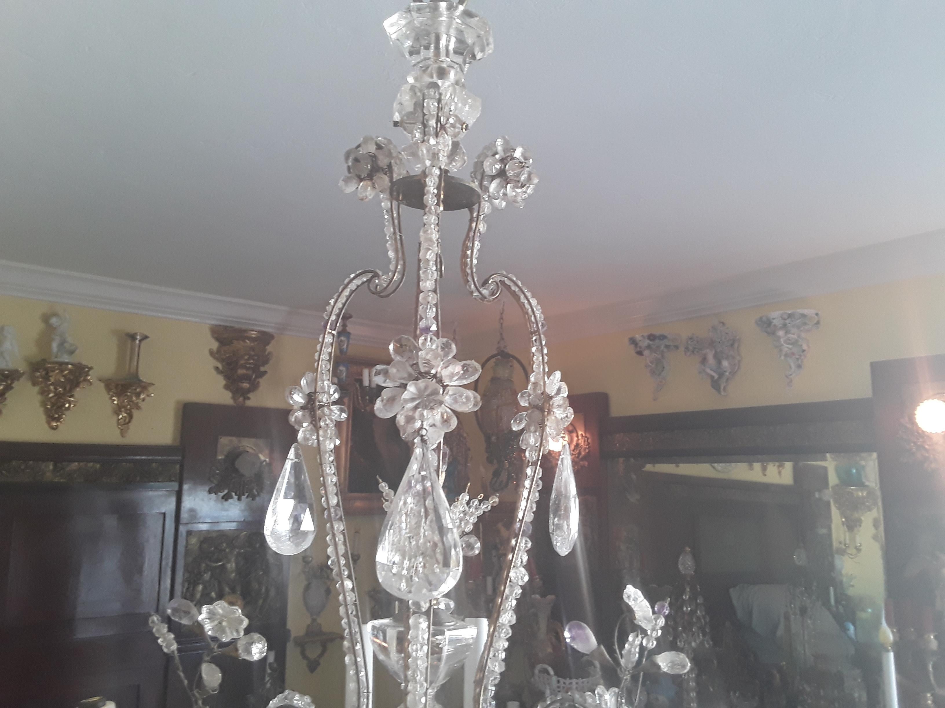Lustre en cristal de roche et pierres d'améthyste de la Maison Bagues Louis XV, 19e siècle. en vente 6