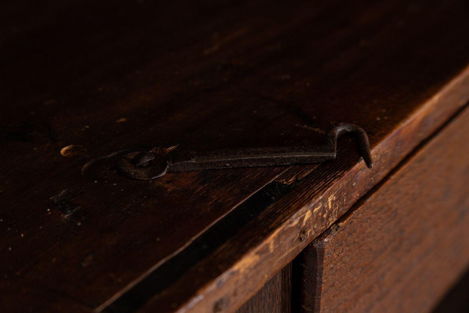 Armoire in Oak francese del XIX secolo in vendita 11