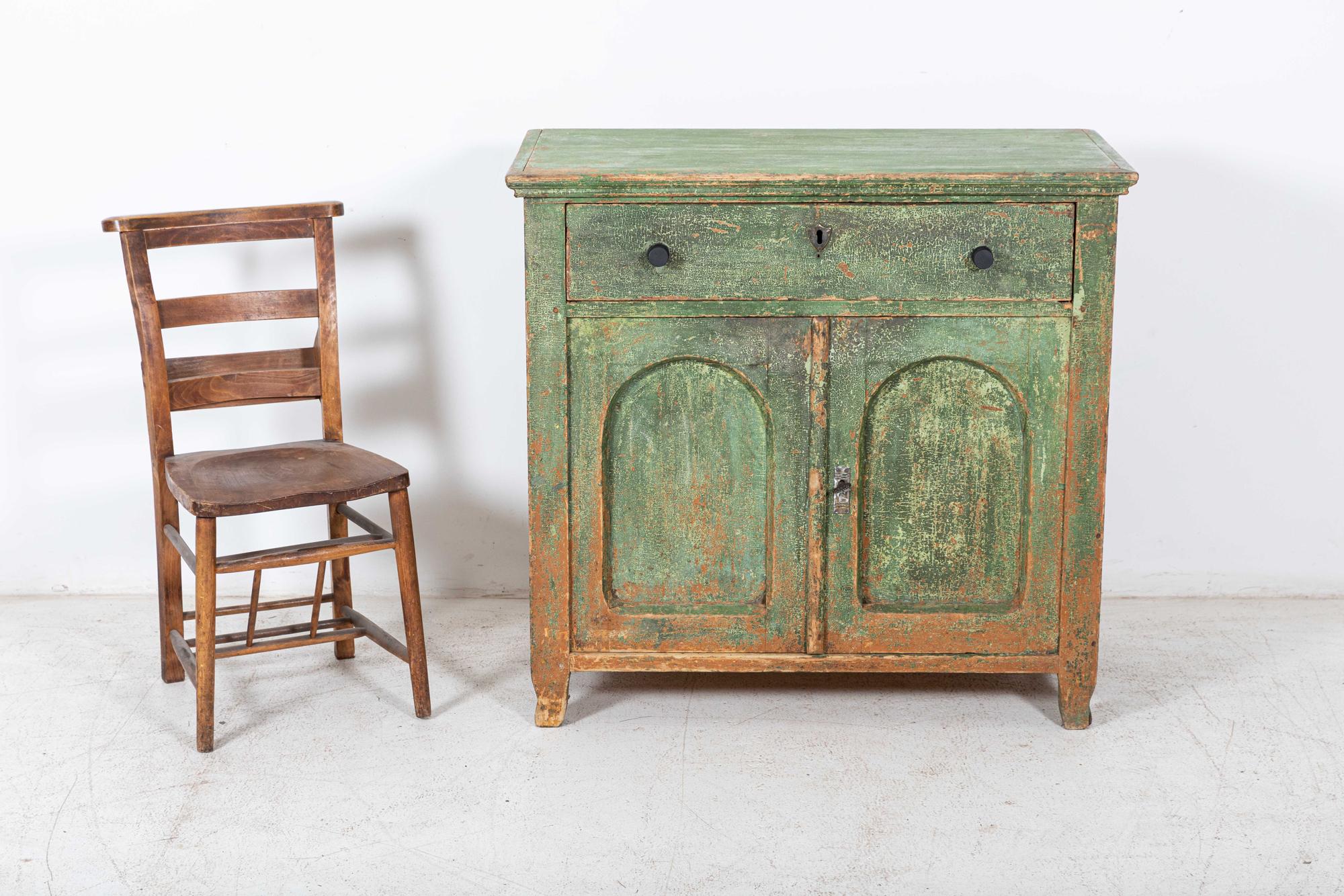 Circa 1870

19thC French Painted Buffet in original green paint with key

Exceptional patination

sku 923


W100 x D50 x H94 cm