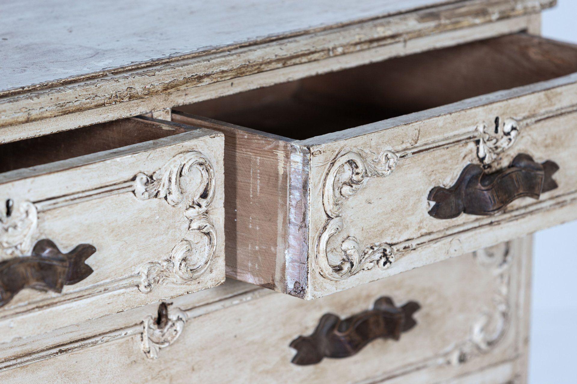 19thC French Painted Pine Graduated Chest of Drawers For Sale 5