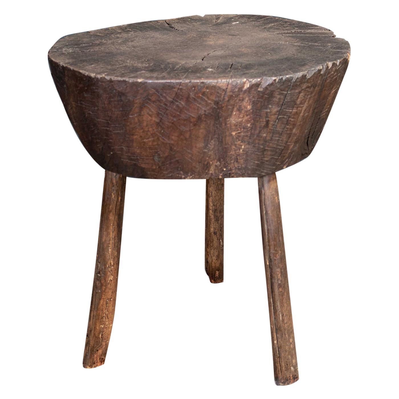 ​19th Century French Provincial Rustic Elm Chopping Block Table For Sale