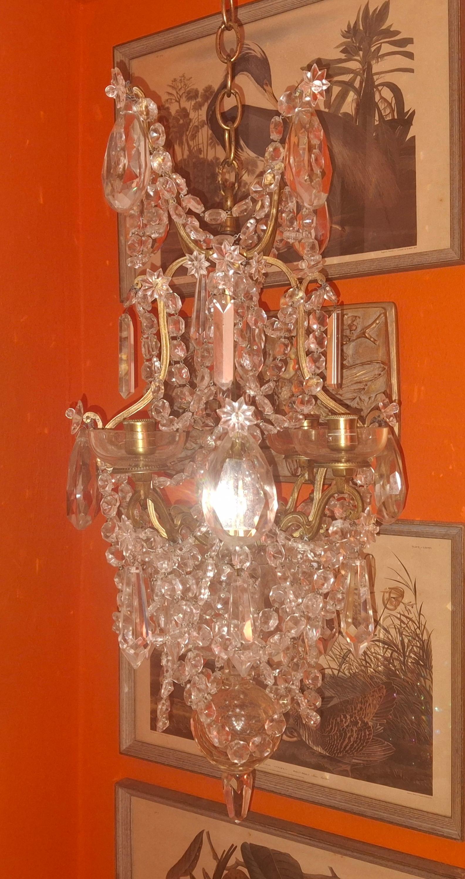 19. Jahrhundert Französisch Rokoko Louis XV vergoldete Bronze mit geschliffenem Kristall Kronleuchter von Baccarat im Angebot 2