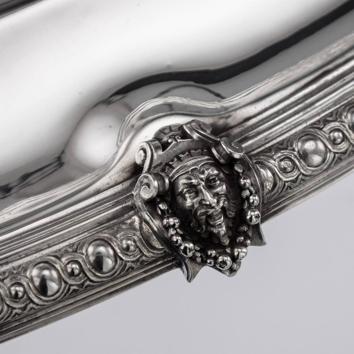 French Solid Silver Large Dinner Service, Mon Odiot, Paris, circa 1890 For Sale 2