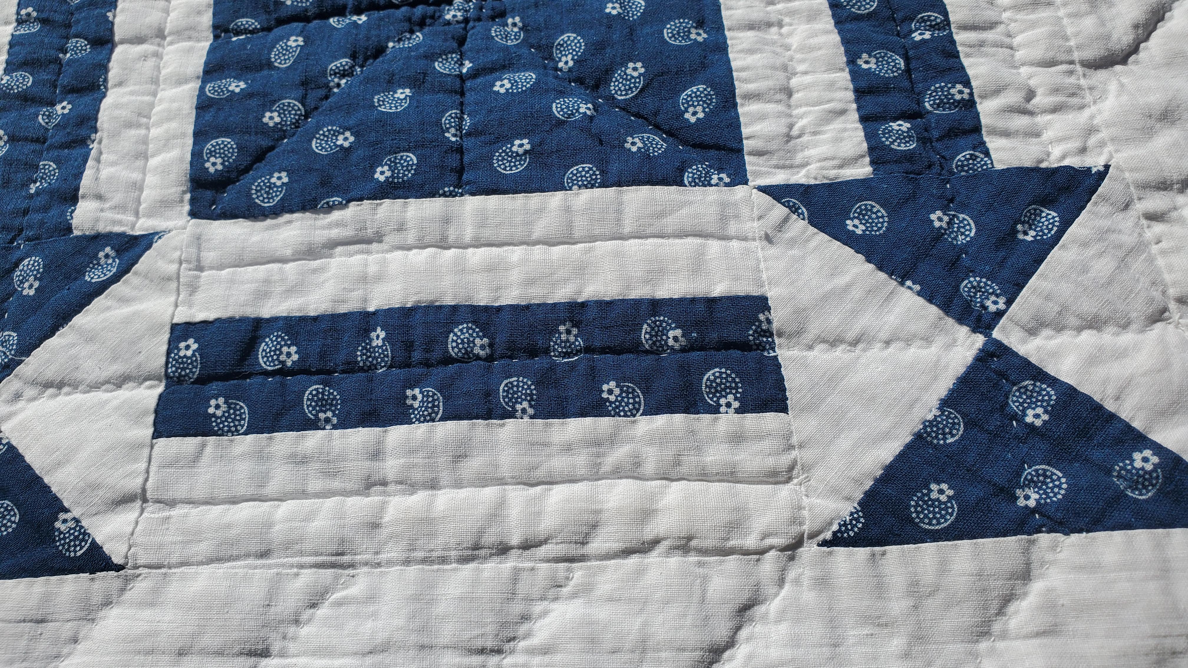 American 19thc Geometric Blue & White W/ Arrows & One Patch Quilt For Sale