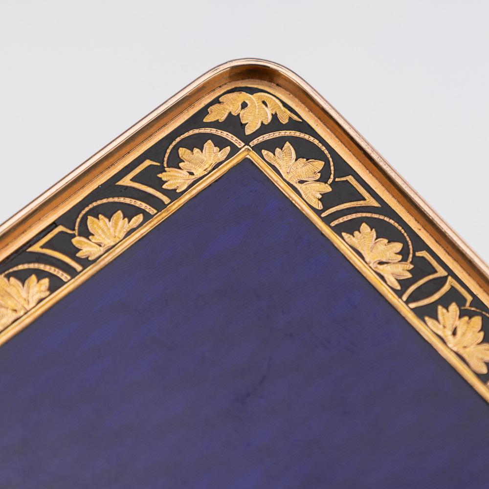 Tabatière allemande du XIXe siècle en or 18 carats et émail, Madonna Sixtine de Raphael, Hanau vers 1810 en vente 9