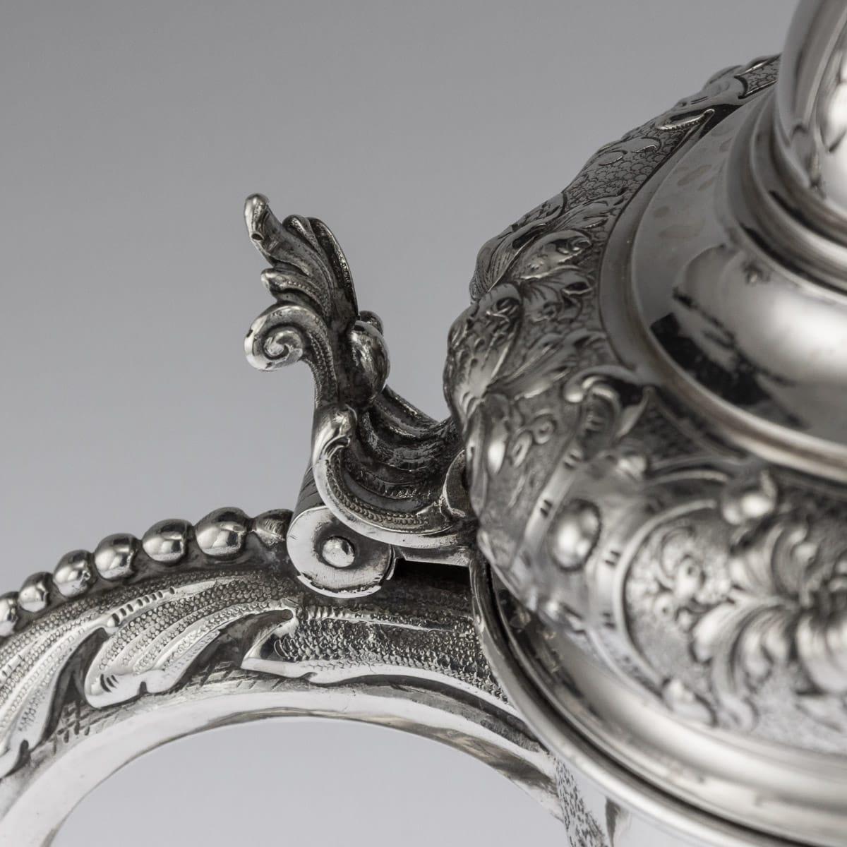 German Hanau Solid Silver Massive Embossed Figural Tankard, circa 1870 5