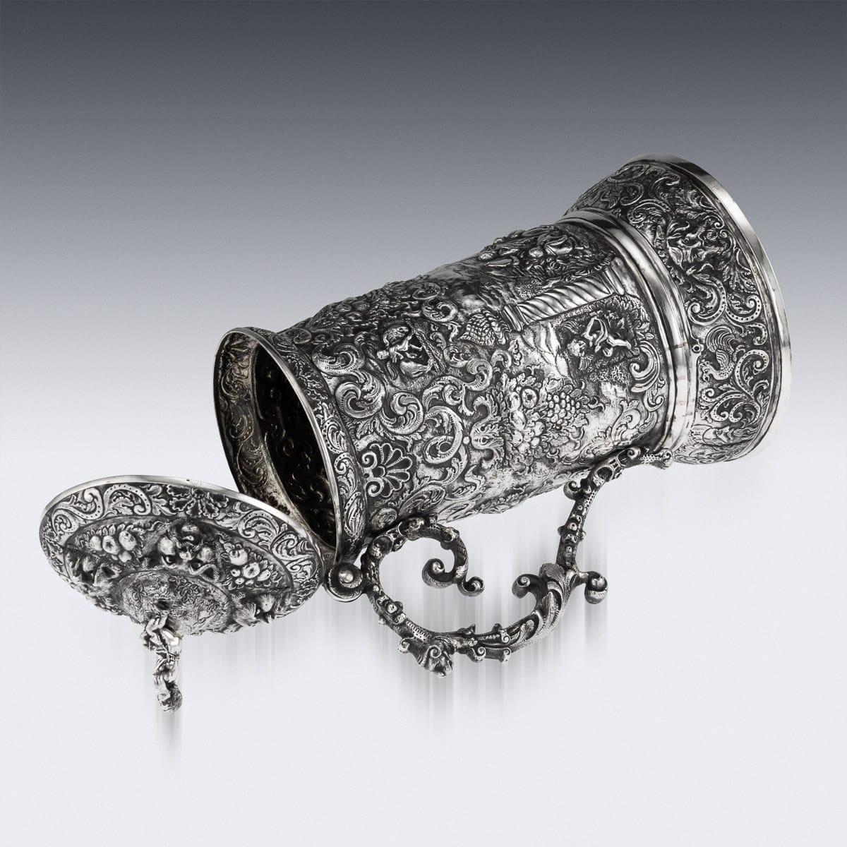 19th Century German Solid Silver Embossed Figural Tankard, Hanau, circa 1850 3