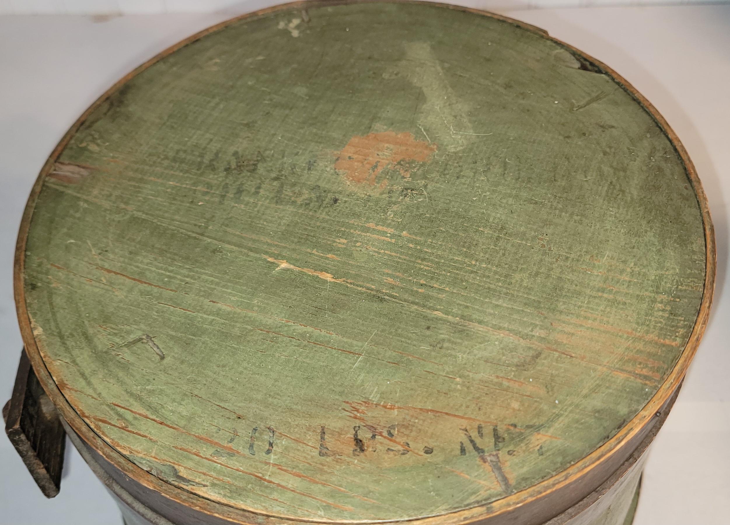 Stile Adirondack Secchio dipinto di verde del XIX secolo dall'Ohio in vendita