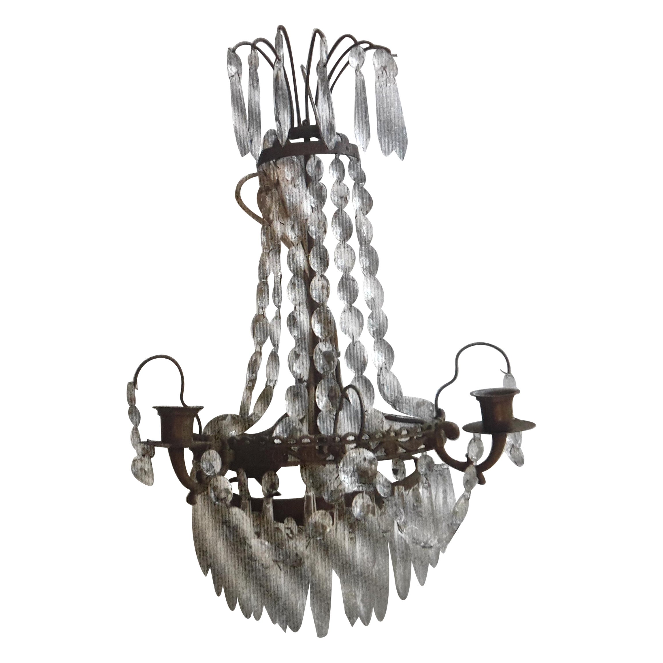 19. Jh. Gustavianischer Wandleuchter aus geschliffenem Cascade-Kristall im Angebot