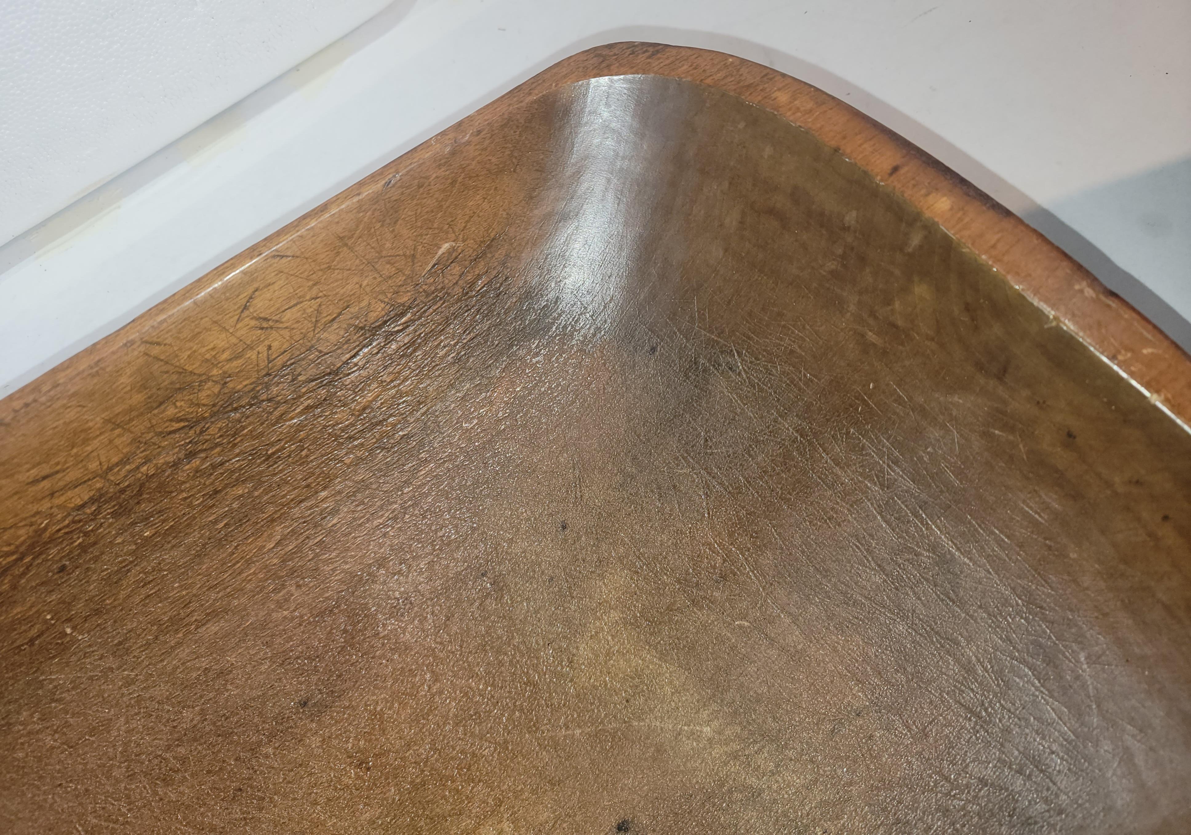 19Thc Tazón de masa tallado a mano de Nueva Inglaterra Estadounidense en venta