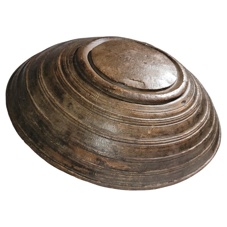 19Thc Hand Carved Large Wood Bowl / Tray For Sale at 1stDibs